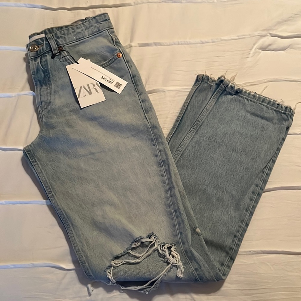 NWT Zara Straight Leg Mid-Rise Jeans
